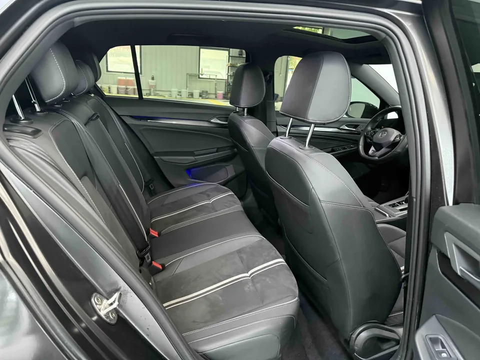 Volkswagen Golf golf 2023 280TSI DSG R-Line Lite 2023 — thumbnail 5