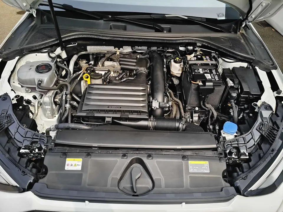 Audi A3 Audi A3 2024 Sportback 35 TFSI Stylish and sporty 2024 — thumbnail 2