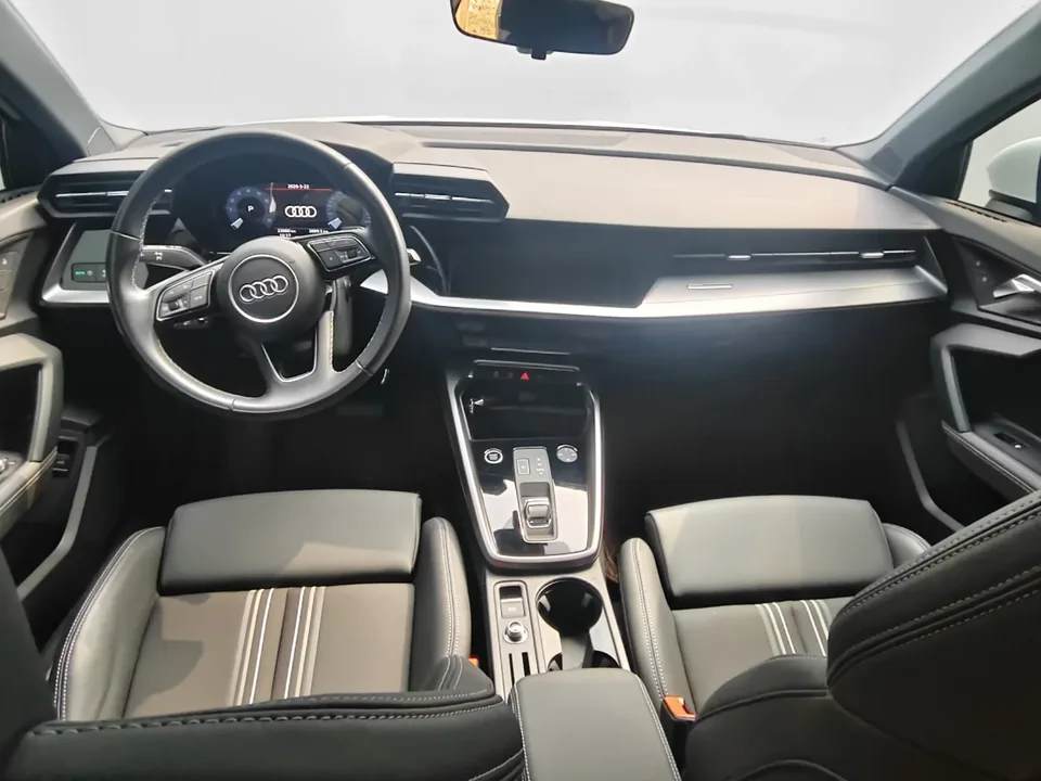 Audi A3 Audi A3 2024 Sportback 35 TFSI Stylish and sporty 2024 — thumbnail 3