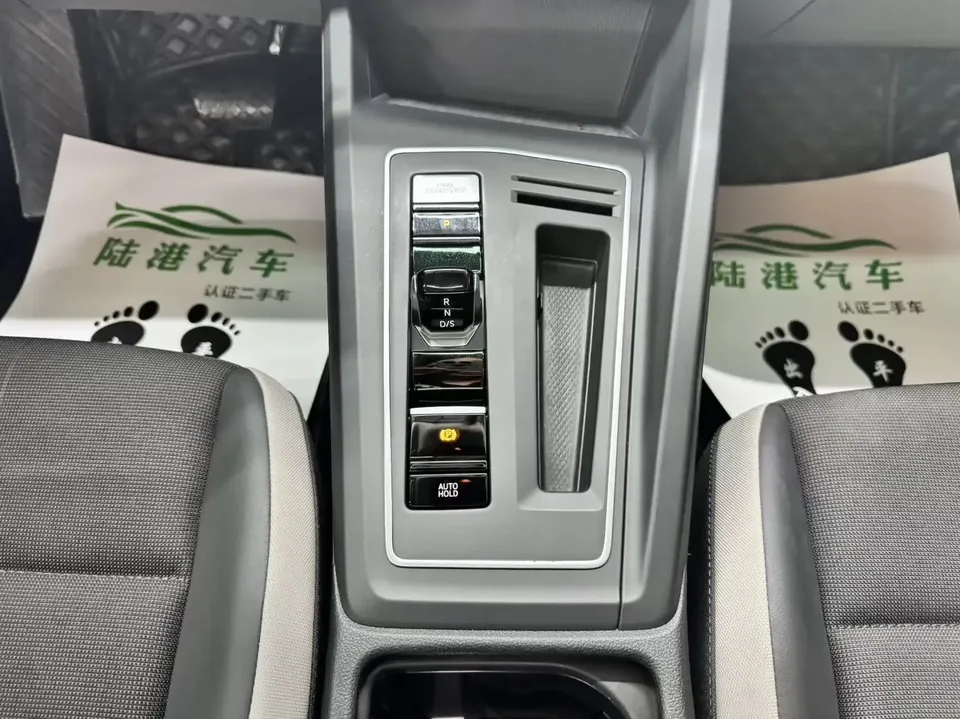 Volkswagen Golf golf 2023 280TSI DSG Pro facelift 2024 — thumbnail 4
