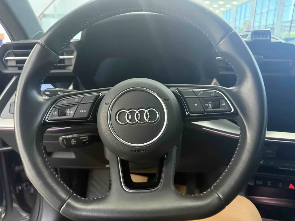 Audi A3 Audi A3 2022 Sportback 35 TFSI Luxury Sports 2022 — thumbnail 4