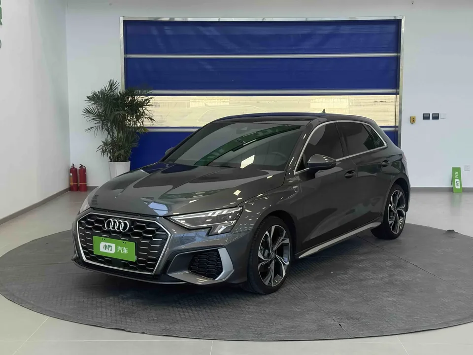 Audi A3 Audi A3 2022 Sportback 35 TFSI Luxury Sports 2022 — photo 1, buy with delivery to Moscow