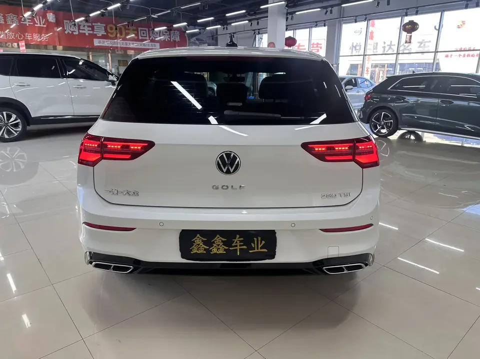Volkswagen Golf golf 2023 280TSI DSG R-Line Lite 2023 — thumbnail 2