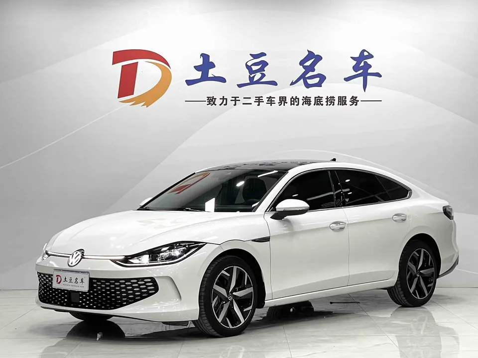 Volkswagen Lamando Lingdu 2023 Lingdu L 280TSI DSG Cool Edition 2023 — photo 1, buy with delivery to Moscow