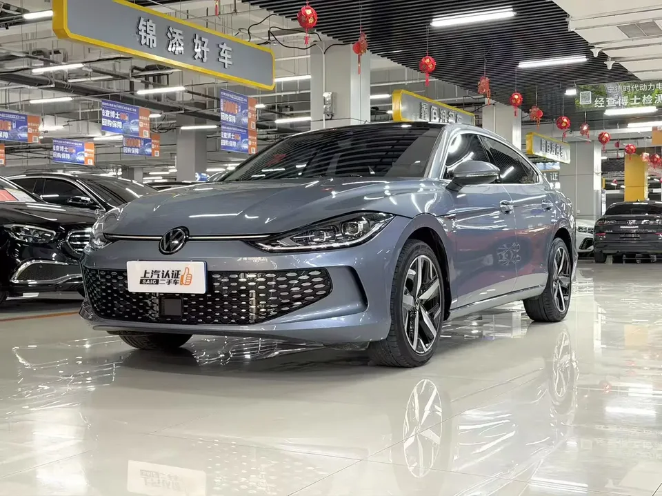 Volkswagen Lamando Lingdu 2022 Lingdu L 280TSI DSG Cool Edition 2022 — photo 1, buy with delivery to Moscow