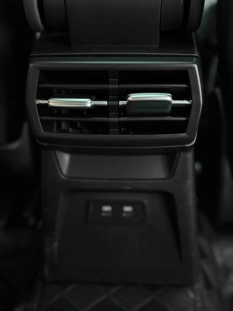 Audi A3 Audi A3 2023 Sportback 35 TFSI Stylish and sporty 2023 — миниатюра 4