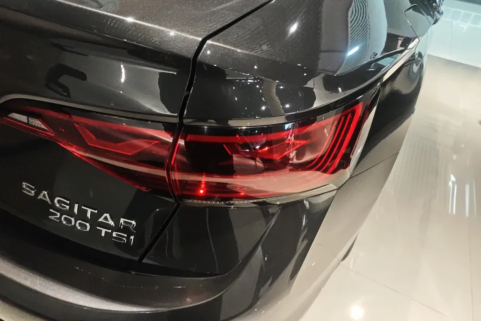 Volkswagen Sagitar Sagitar 2023 200TSI DSG Beyond Edition 2023 — thumbnail 2