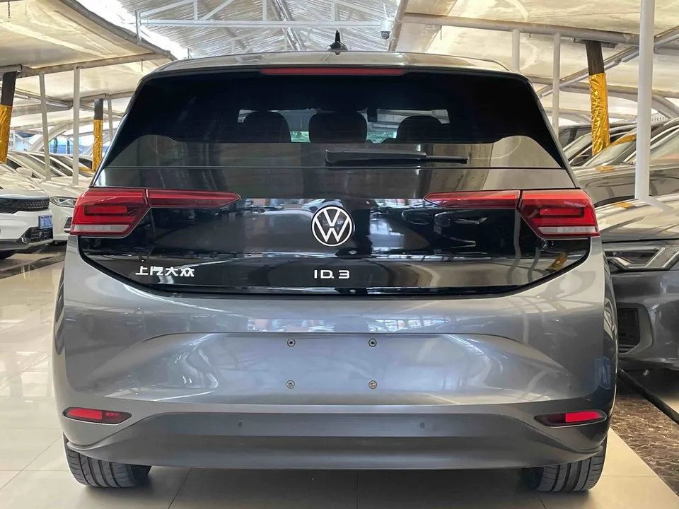 Volkswagen ID.3 Volkswagen ID.3 2023 Upgraded Pure Smart Edition 2023 — thumbnail 2