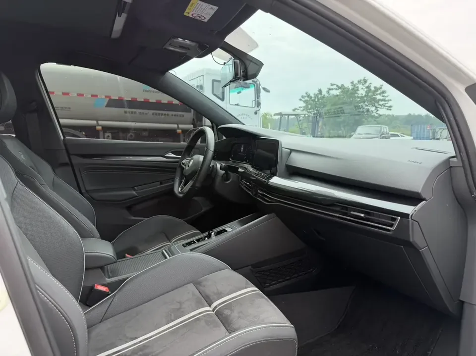 Volkswagen Golf golf 2023 280TSI DSG Pro 2024 — thumbnail 5