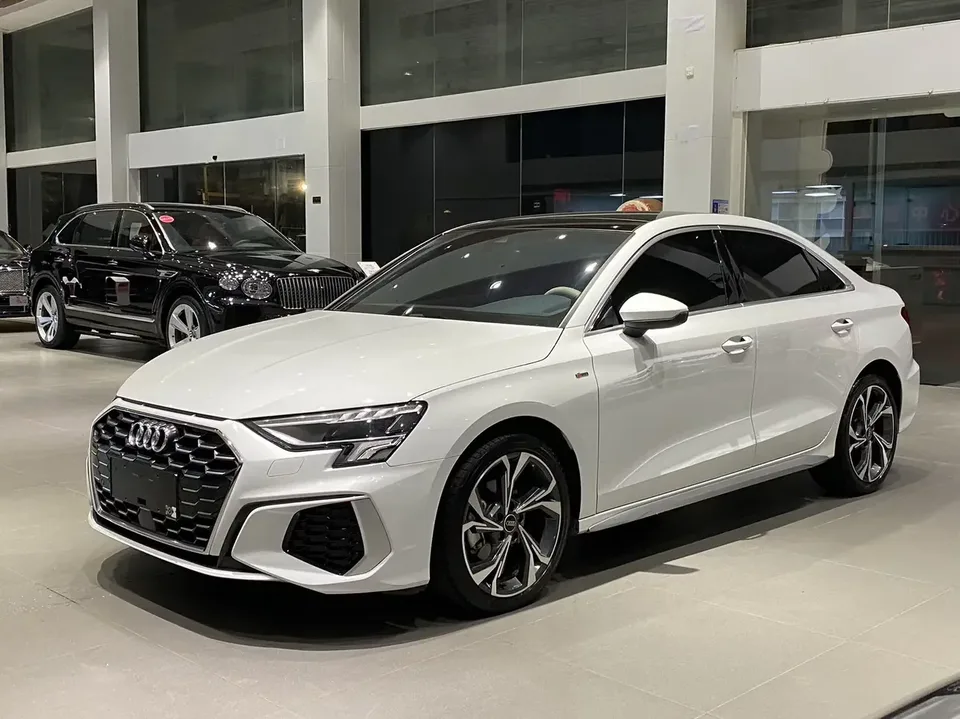 Audi A3 Audi A3 2022 A3L Limousine 35 TFSI Luxury Sports 2022 — photo 1, buy with delivery to Moscow