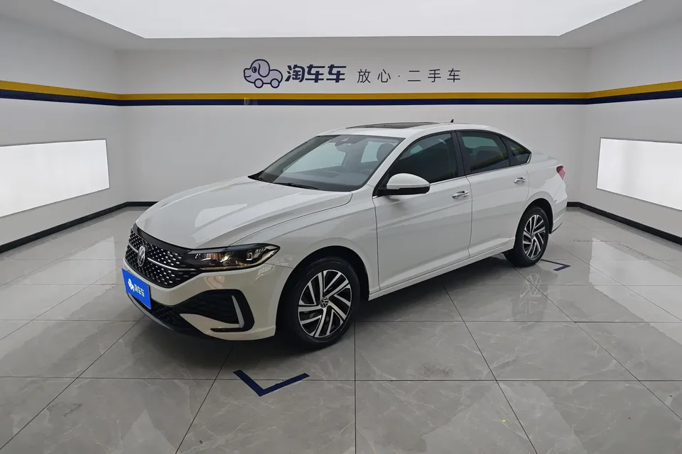Volkswagen Lavida Lavida 2024 1.5L Automatic Starry Sky 5 Million Edition 2025 — photo 1, buy with delivery to Moscow