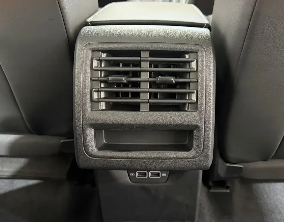 Volkswagen Golf golf 2023 280TSI DSG Pro facelift 2023 — thumbnail 5
