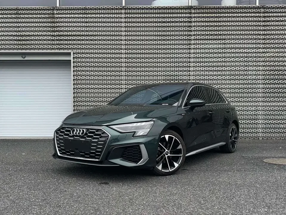 Audi A3 Audi A3 2024 Sportback 35 TFSI Stylish and sporty 2024 — photo 1, buy with delivery to Moscow