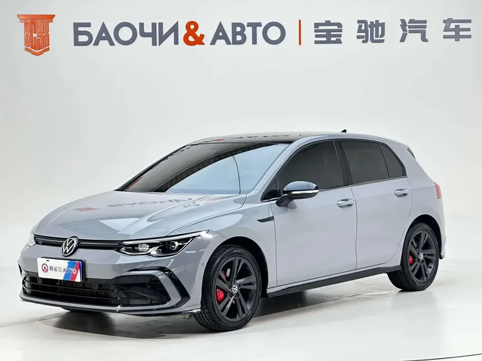 Volkswagen Golf golf 2023 280TSI DSG R-Line Lite 2022 — photo 1, buy with delivery to Moscow