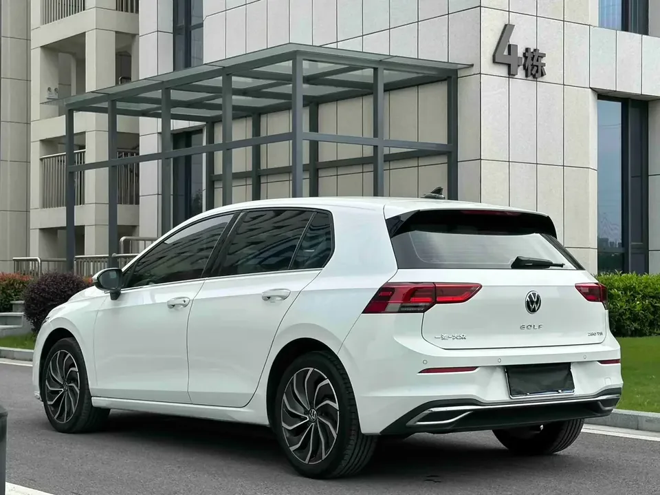 Volkswagen Golf golf 2023 280TSI DSG Pro 2023 — thumbnail 2