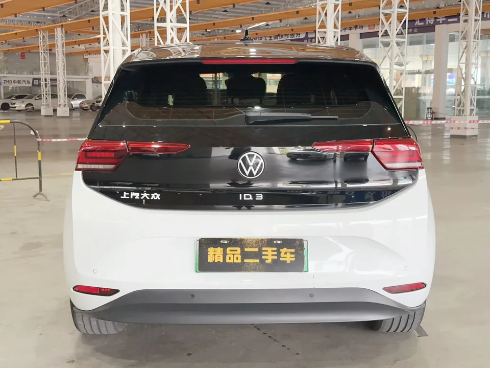 Volkswagen ID.3 Volkswagen ID.3 2024 Outstanding Edition 2024 — thumbnail 2