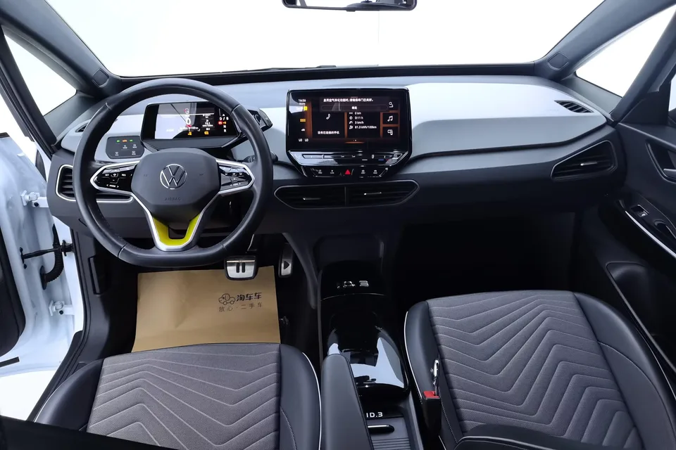 Volkswagen ID.3 Volkswagen ID.3 2023 Upgraded Pure Smart Edition 2024 — thumbnail 4