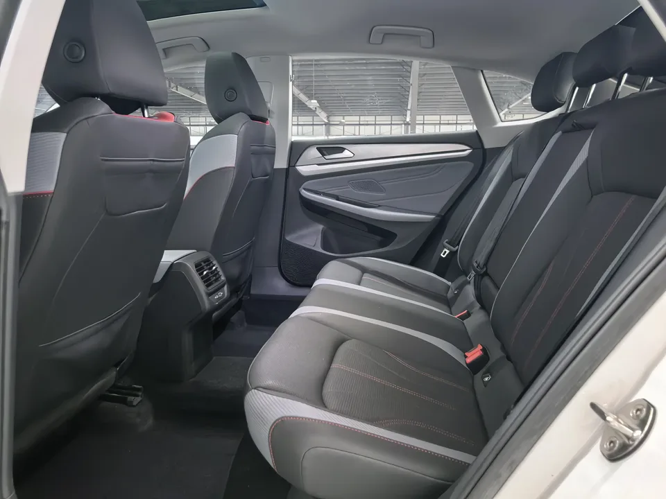 Volkswagen Lamando Lingdu 2022 Lingdu L 280TSI DSG Cool Edition 2022 — thumbnail 5