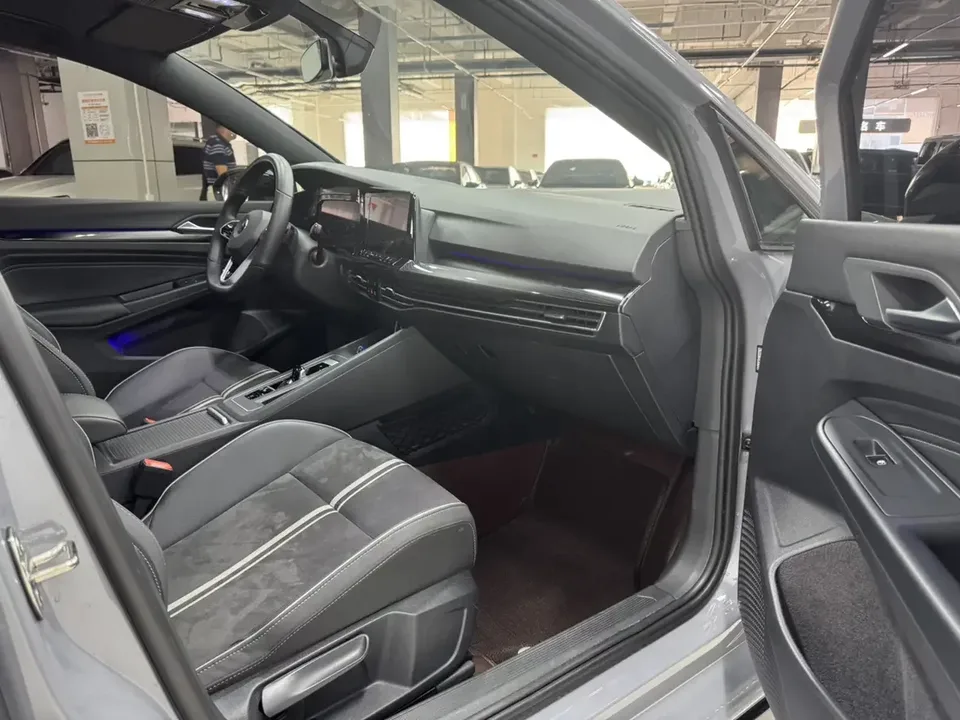 Volkswagen Golf golf 2023 280TSI DSG R-Line Lite 2023 — thumbnail 5