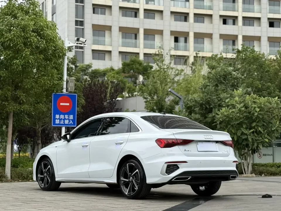 Audi A3 Audi A3 2022 A3L Limousine 35 TFSI Stylish Sports 2022 — thumbnail 2