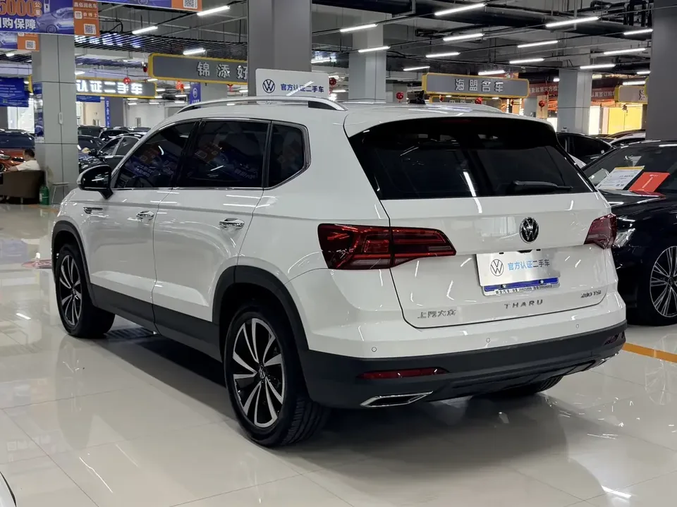 Volkswagen Tharu tuyue 2022 280TSI 2WD Deluxe Edition 2023 — thumbnail 4