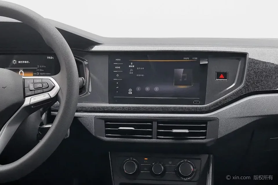 Volkswagen Lavida Lavida 2025 New 1.5L Outstanding New Elegant Edition 2024 — миниатюра 3