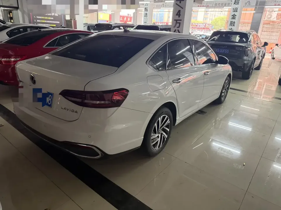 Volkswagen Lavida Lavida 2023 1.5L Automatic 5 Million Edition 2023 — thumbnail 5