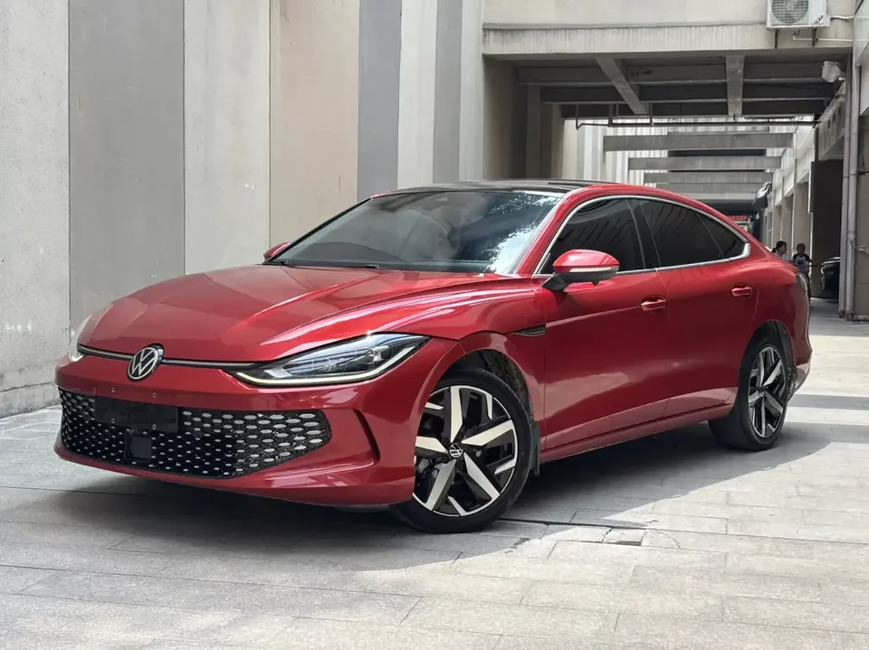 Volkswagen Lamando Lingdu 2022 Lingdu L 280TSI DSG Cool Edition 2022 — photo 1, buy with delivery to Moscow