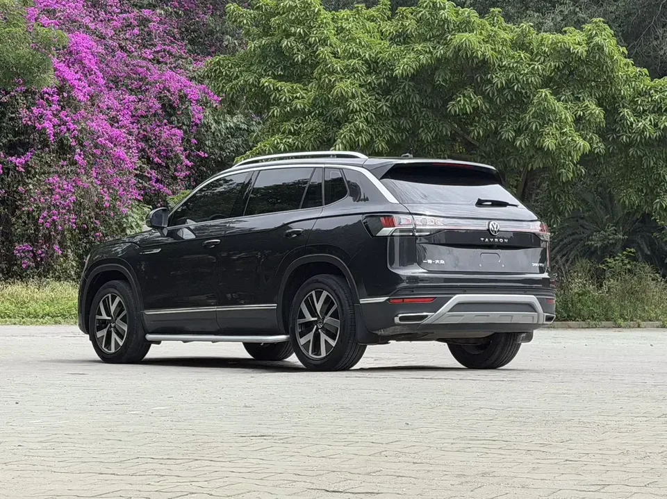 Volkswagen Tayron Tanyue 2023 280TSI 2WD Luxury Plus Advanced Edition 2022 — thumbnail 2