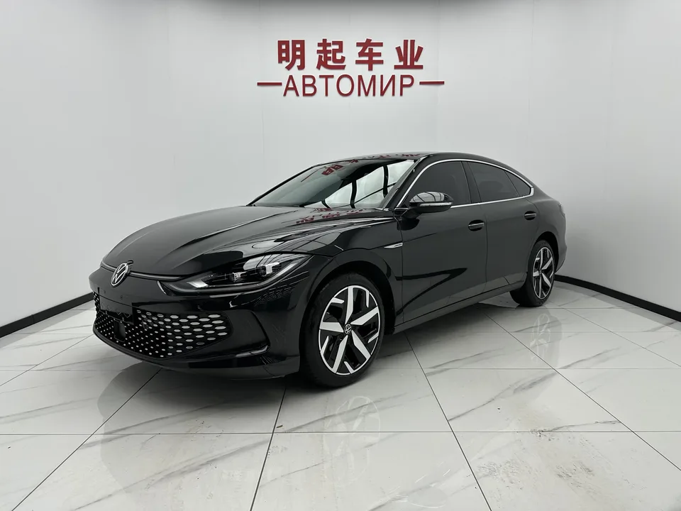 Volkswagen Lamando Lingdu 2023 Lingdu L 280TSI DSG Cool Edition 2023 — photo 1, buy with delivery to Moscow