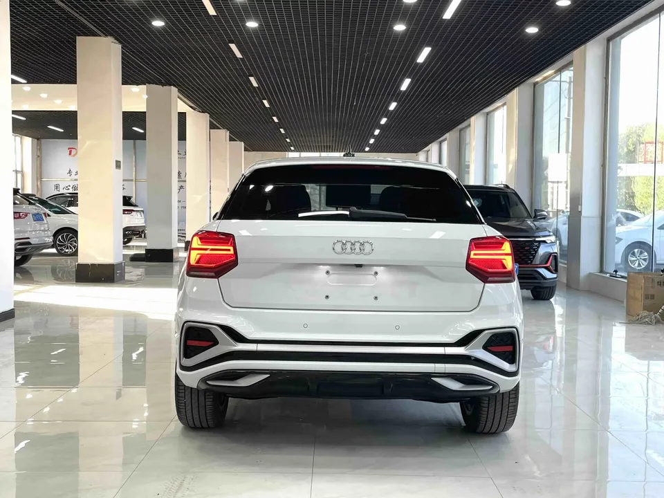 Audi Q2L Audi Q2L 2022 35 TFSI Stylish Dynamic 2022 — thumbnail 2