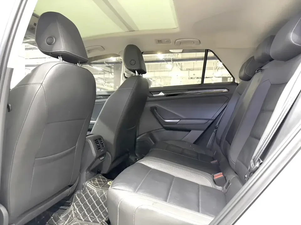 Volkswagen T-Roc TANG 2022 280TSI DSG 2WD Comfort PLUS 2022 — thumbnail 3