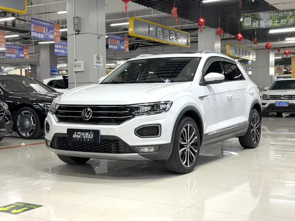 Volkswagen T-Roc TANG 2022 280TSI DSG 2WD Comfort PLUS 2022 — photo 1, buy with delivery to Moscow