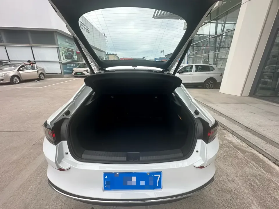 Volkswagen Lamando Lingdu 2024 Lingdu L 280TSI DSG Cool Edition 2024 — thumbnail 3