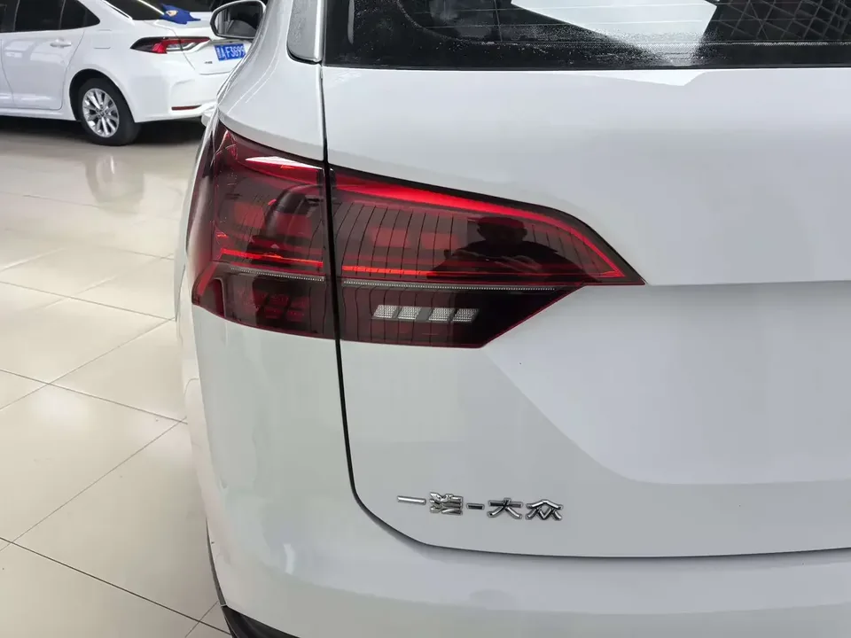 Volkswagen Tayron Tanyue 2022 280TSI 2WD Luxury Smart Edition 2022 — thumbnail 5