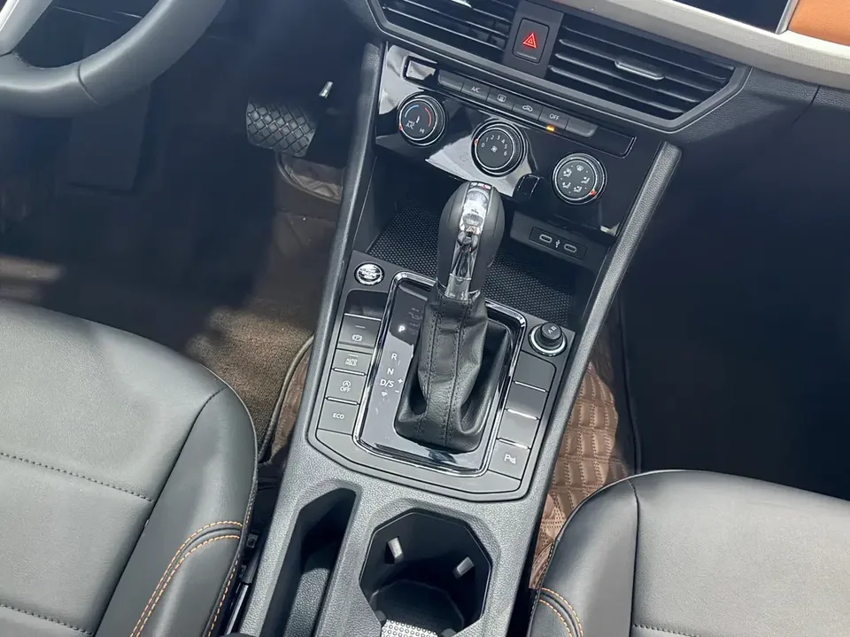 Volkswagen Bora Bora 2024 280TSI DSG Comfort Edition 2024 — thumbnail 3