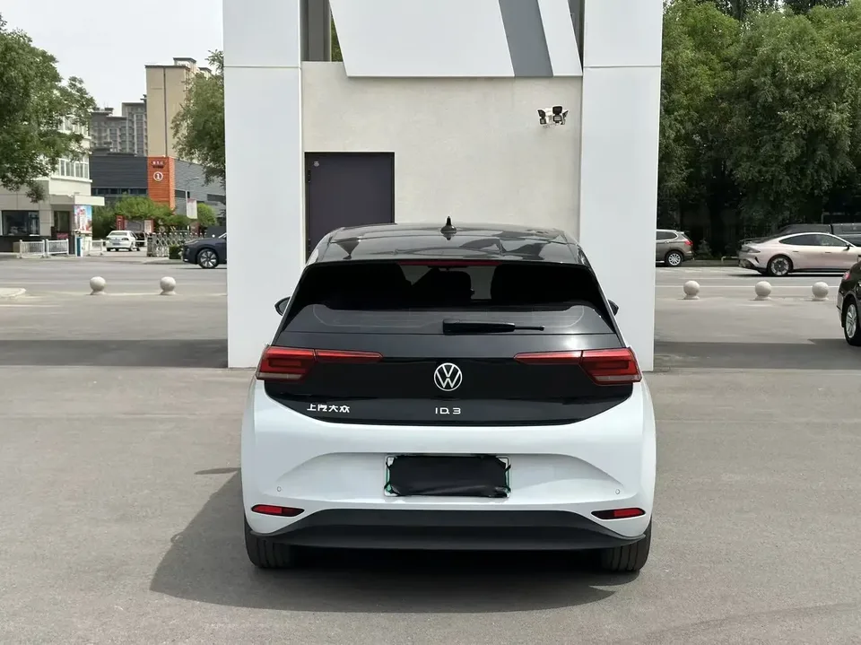 Volkswagen ID.3 Volkswagen ID.3 2022 Pure version 2022 — thumbnail 2
