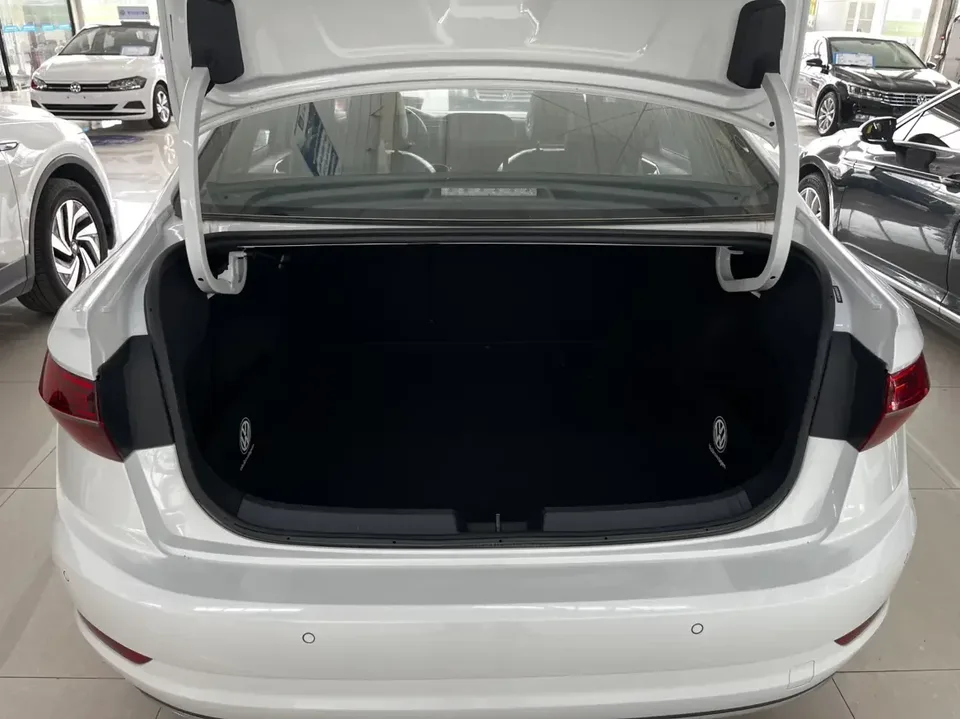 Volkswagen Sagitar Sagitar 2021 280TSI DSG Comfort Smart Edition 2022 — thumbnail 5