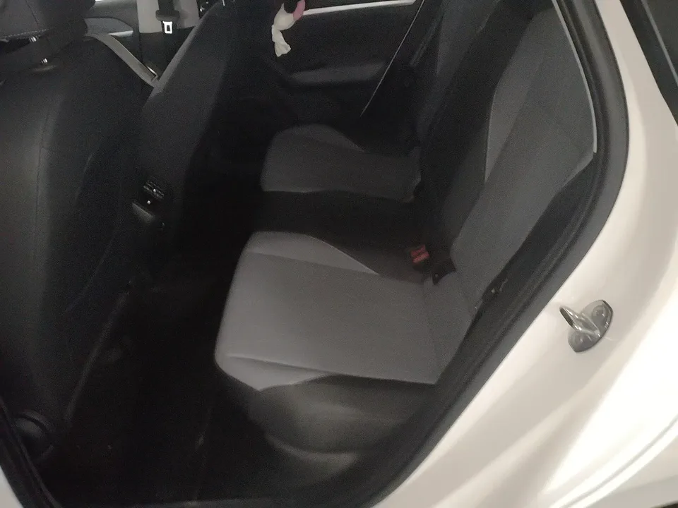 Volkswagen Lavida Lavida 2024 1.5L Automatic Starry Sky 5 Million Edition 2025 — thumbnail 3