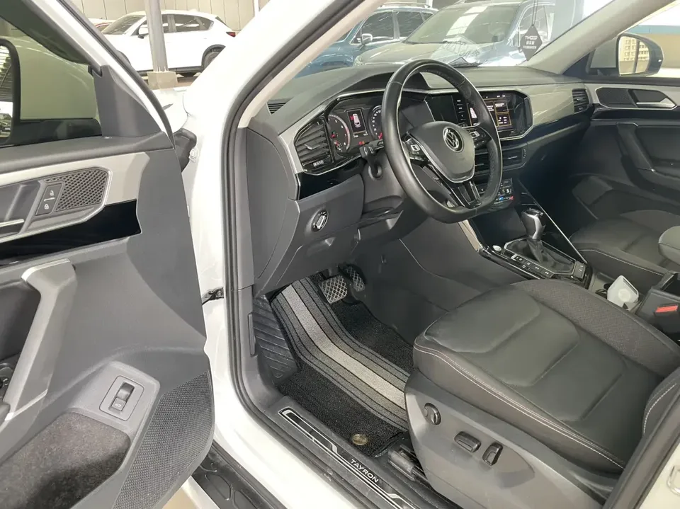 Volkswagen Tayron Tanyue 2022 280TSI 2WD Luxury Smart Edition 2022 — thumbnail 5
