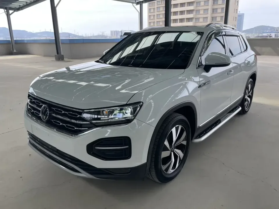 Volkswagen Tayron Tanyue 2022 280TSI 2WD Luxury Smart Edition 2022 — photo 1, buy with delivery to Moscow