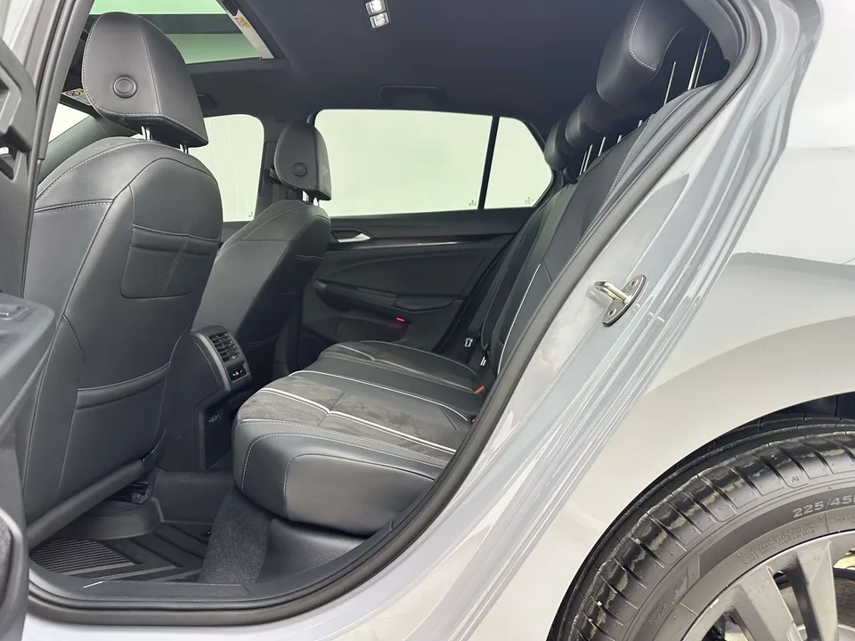 Volkswagen Golf golf 2023 280TSI DSG Pro facelift 2023 — thumbnail 5
