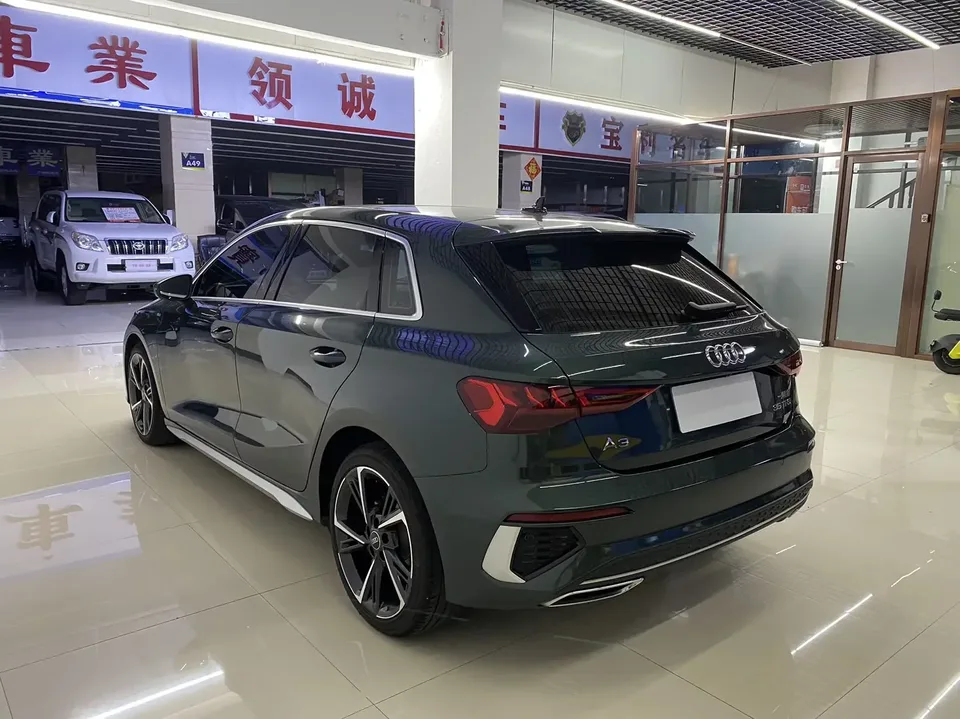 Audi A3 Audi A3 2023 Sportback 35 TFSI Stylish and sporty 2023 — thumbnail 2