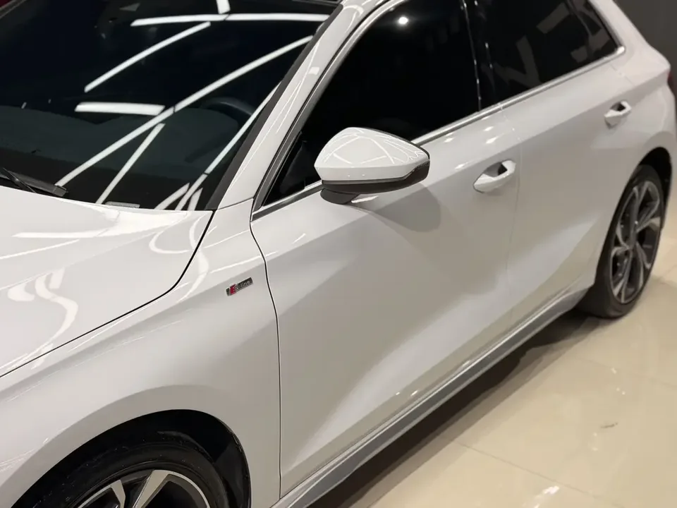 Audi A3 Audi A3 2022 Sportback 35 TFSI Stylish and sporty 2022 — thumbnail 3