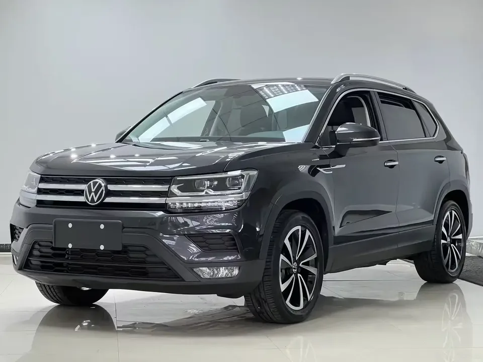 Volkswagen Tharu tuyue 2022 280TSI 2WD Deluxe Edition 2022 — photo 1, buy with delivery to Moscow