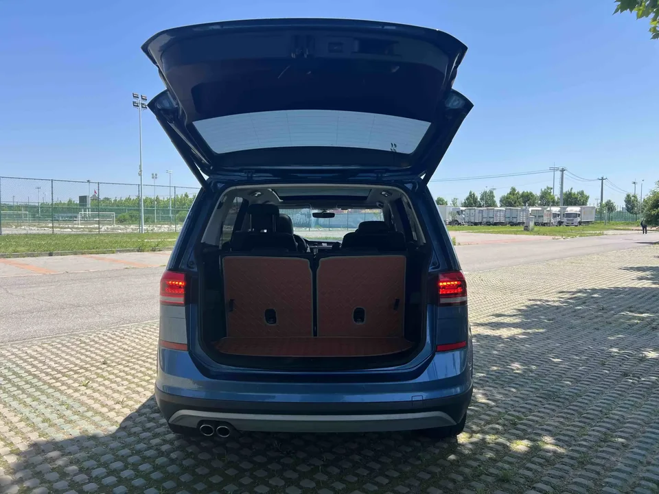 Volkswagen Touran L Touran L 2021 280TSI DSG 6-seater 2023 — thumbnail 2