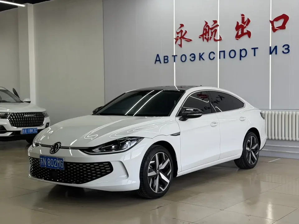Volkswagen Lamando Lingdu 2022 Lingdu L 280TSI DSG Cool Edition 2022 — photo 1, buy with delivery to Moscow
