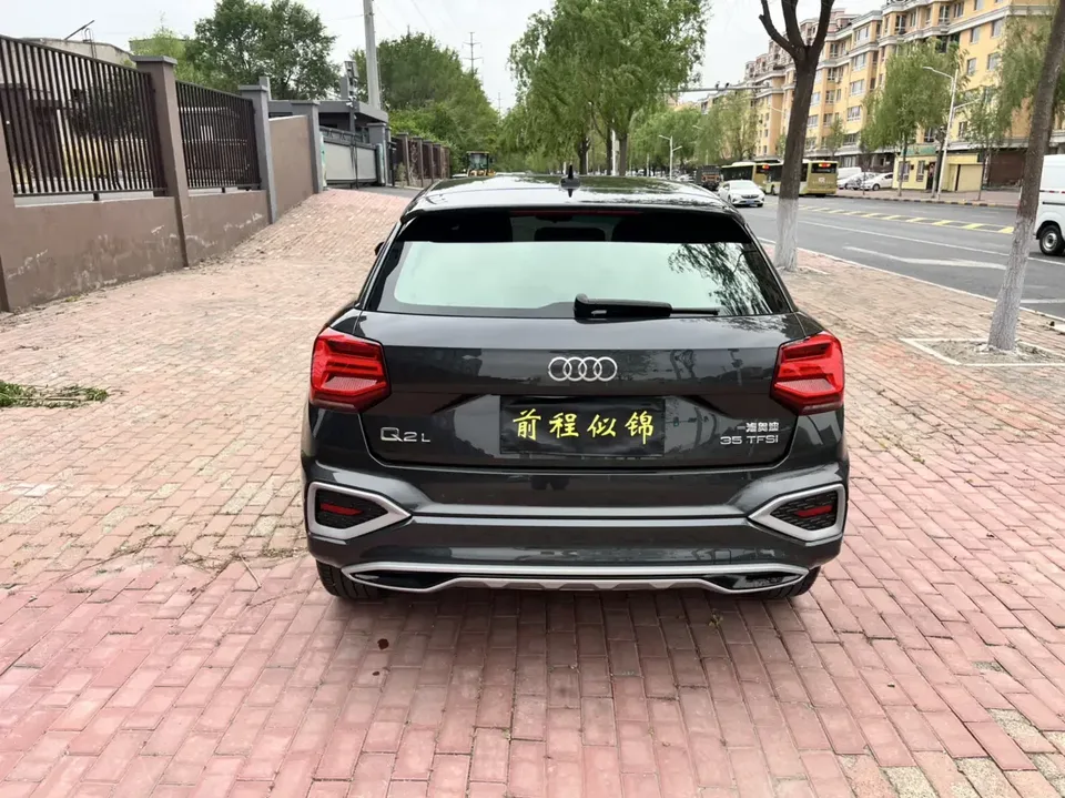 Audi Q2L Audi Q2L 2022 35 TFSI Stylish and Elegant 2023 — thumbnail 2