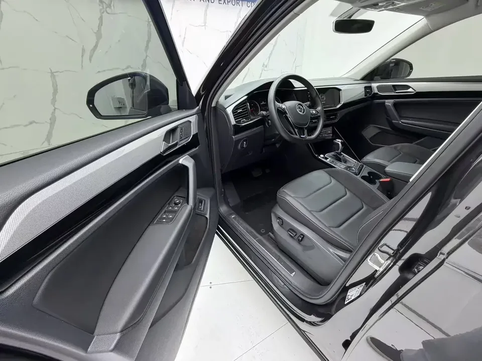 Volkswagen Tayron Tanyue 2022 280TSI 2WD Luxury Smart Edition 2022 — thumbnail 4