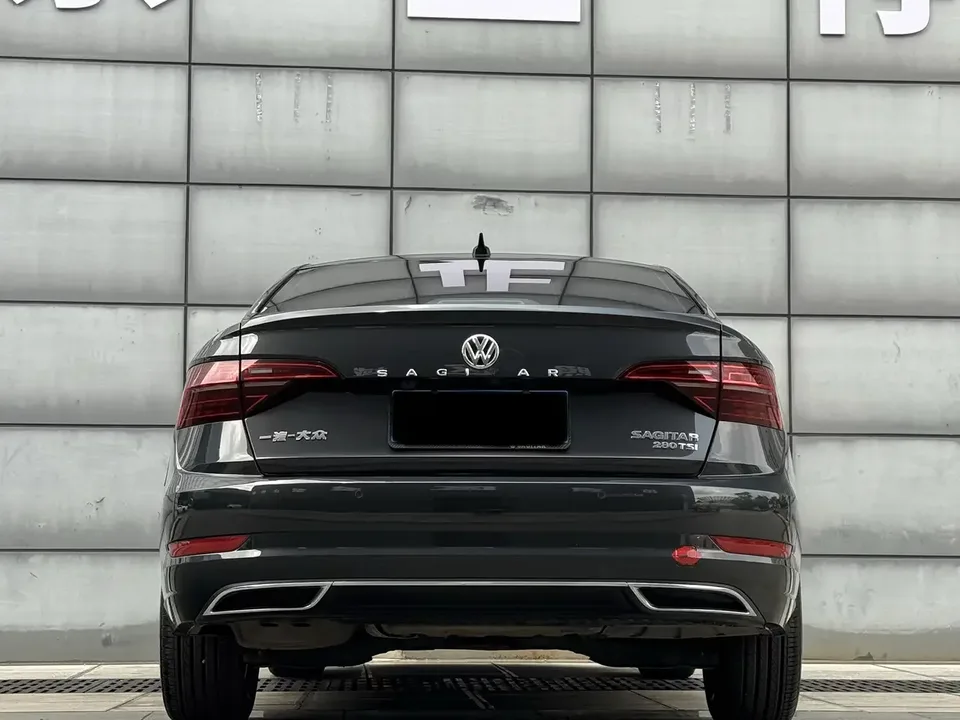 Volkswagen Sagitar Sagitar 2020 280TSI DSG Luxury National VI 2022 — thumbnail 2